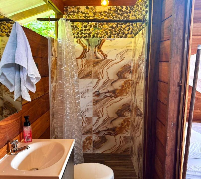 Photo of Bathroom in Nuqui
