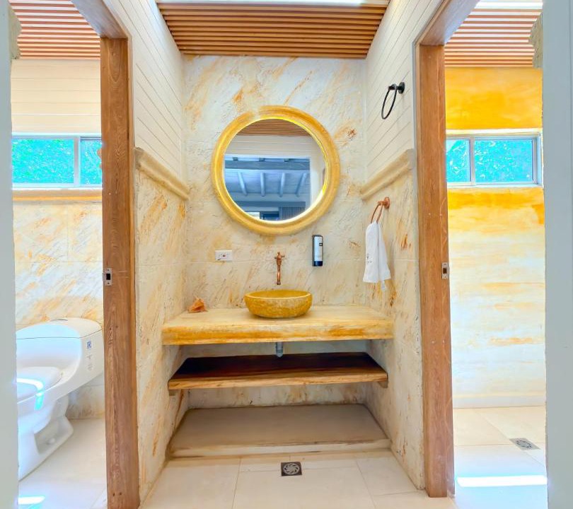 Photo of Bathroom in Isla Tintipan