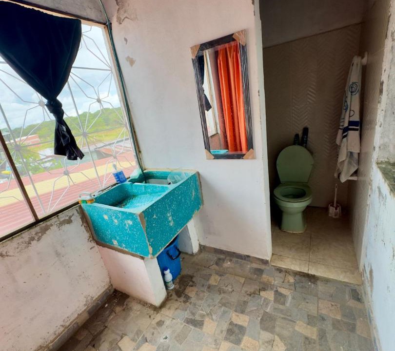Photo of Bathroom in Cubarral