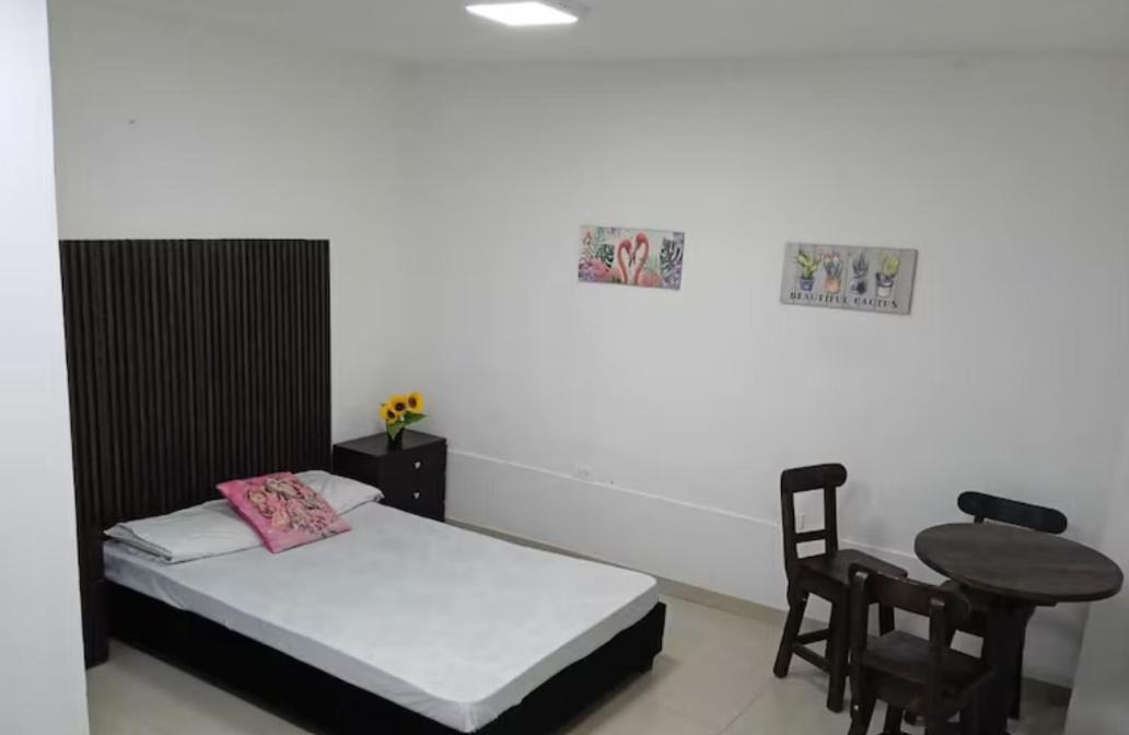Photo of Bedroom in Cali