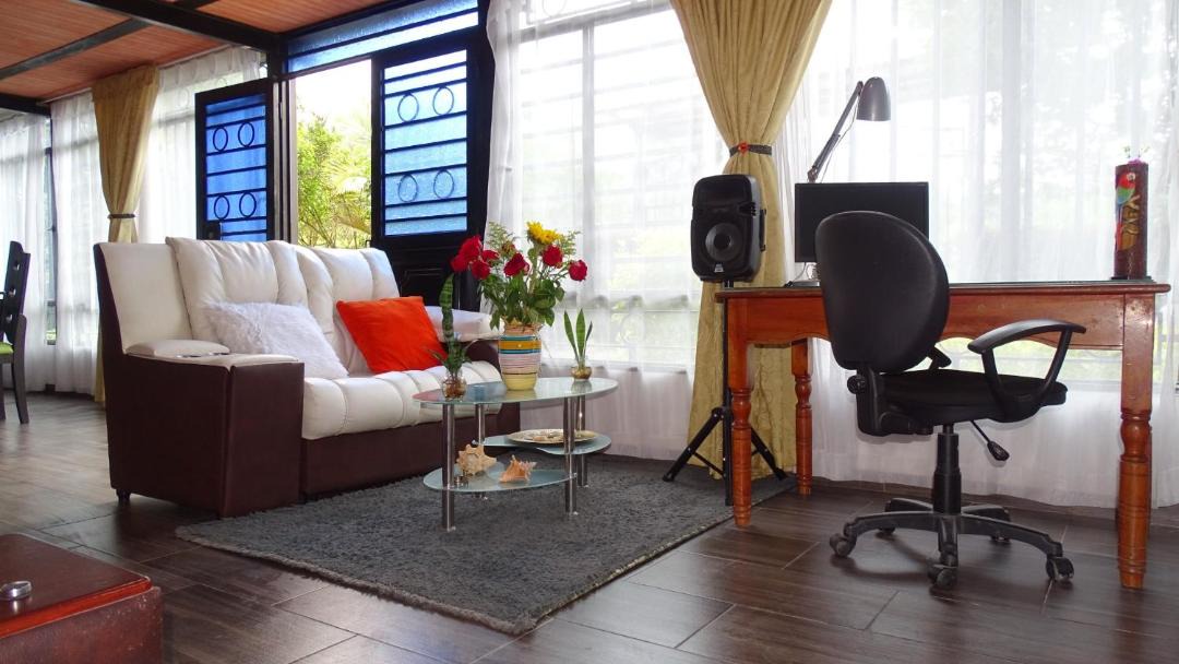 Photo of Livingroom in Subia