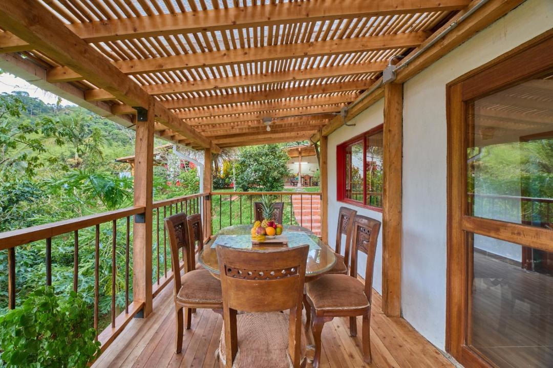 Photo of Patio Balcony in Cocorna
