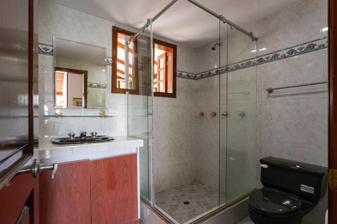 Photo of Bathroom in Anapoima