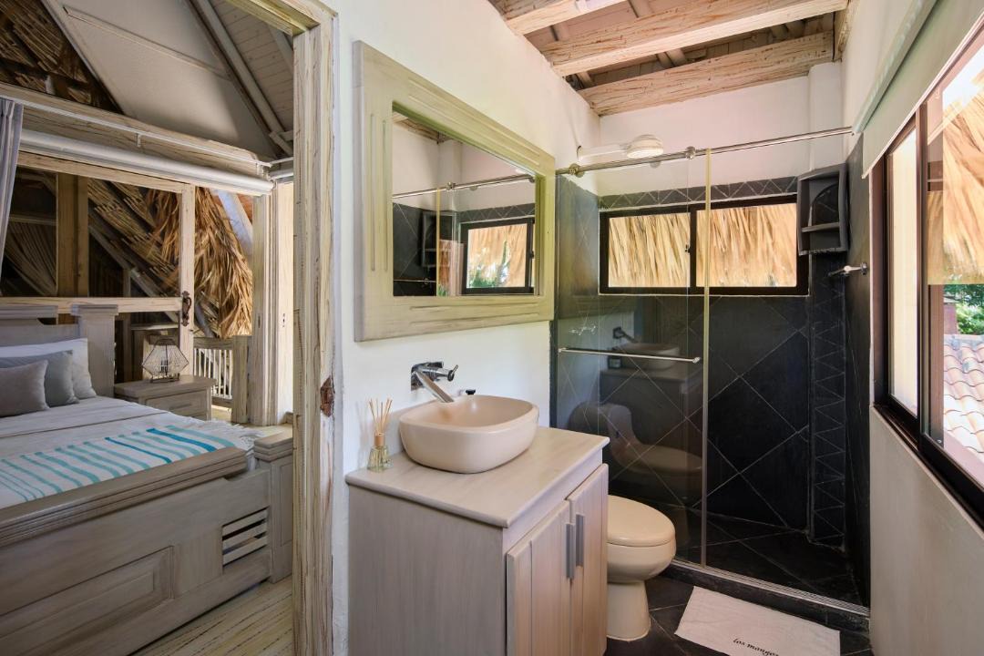 Photo of Bathroom in Andean Natural Region