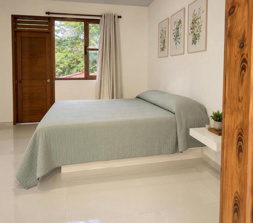 Photo of Bedroom in Menegua