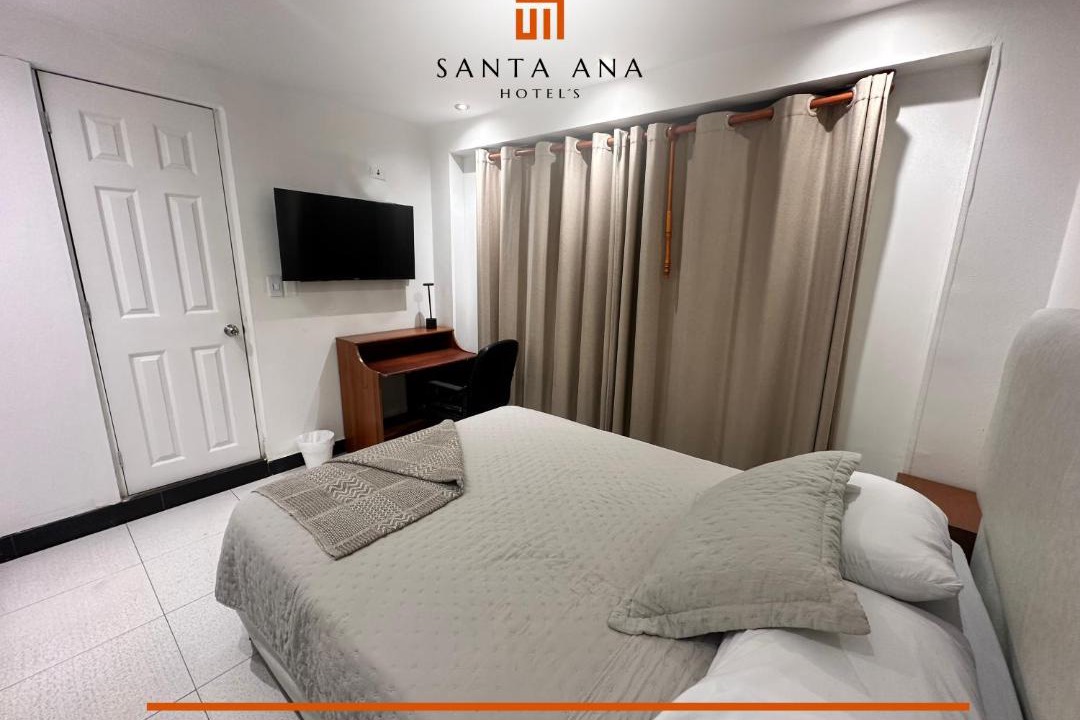 Photo of Bedroom in Santa Ana