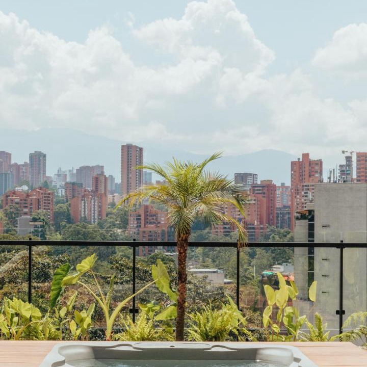 Photo of Patio Balcony in Las Lomas I