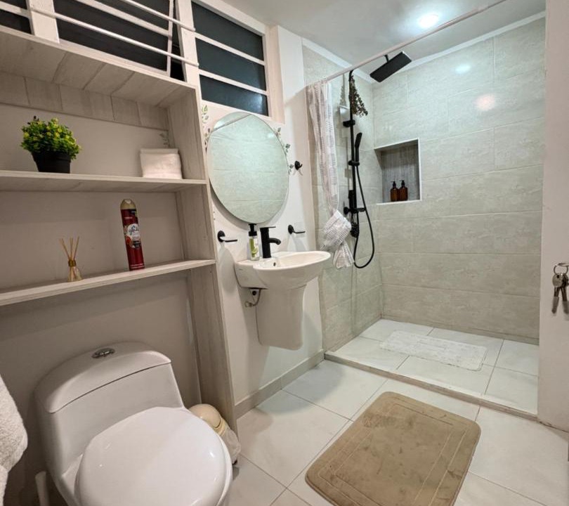 Photo of Bathroom in Barrios Unidos