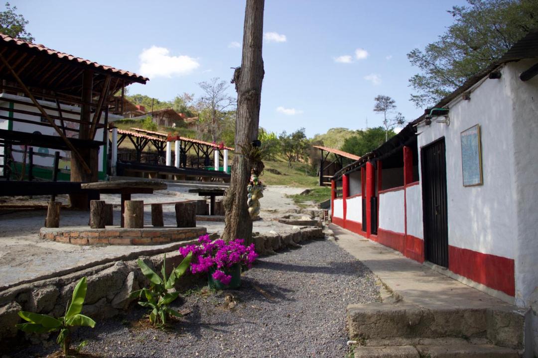 Photo of Others in Curiti