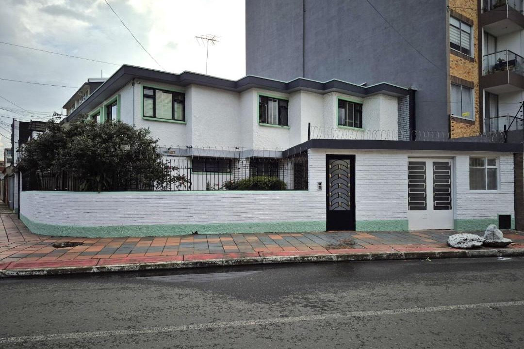 Photo of Others in Barrios Unidos
