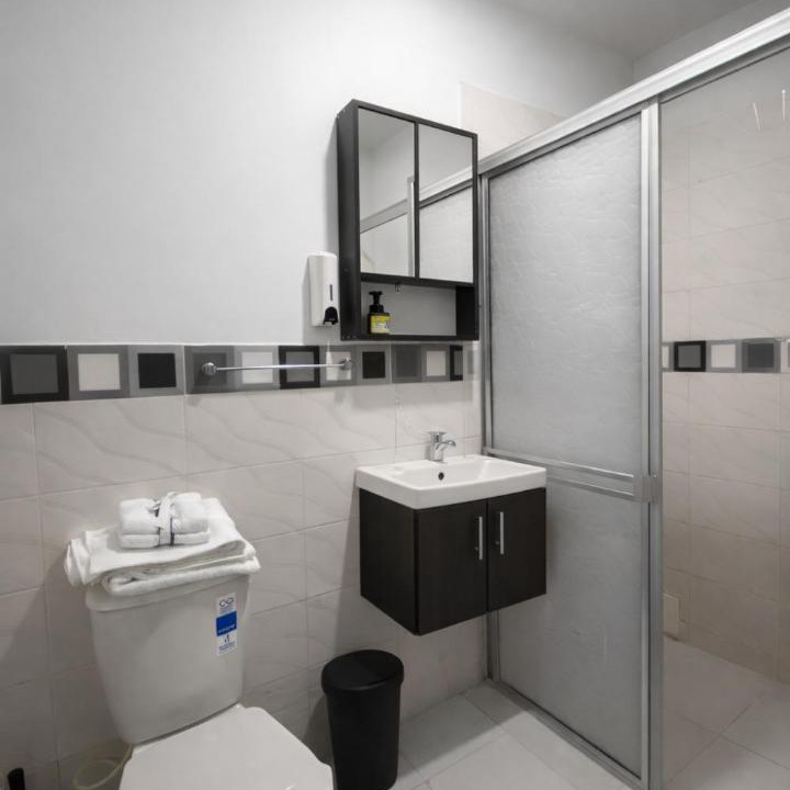Photo of Bathroom in Cali
