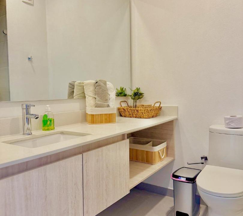 Photo of Bathroom in Urb Plenomar