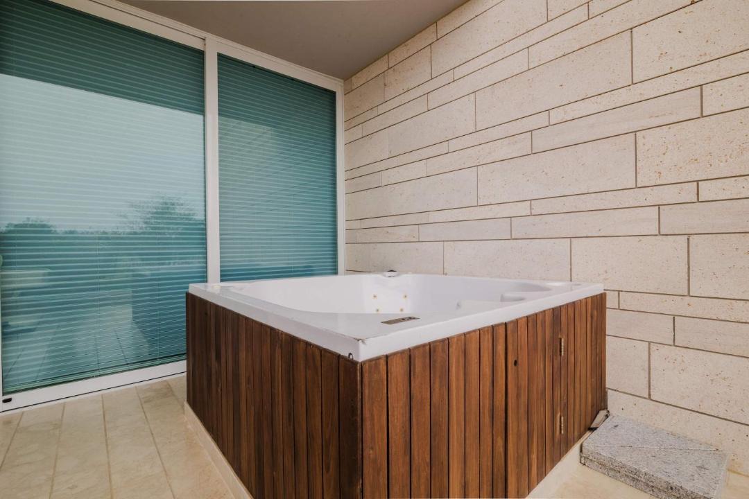 Photo of Bathroom in Porto Nao