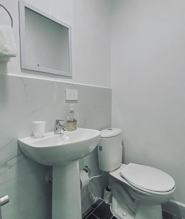 Photo of Bathroom in Cali