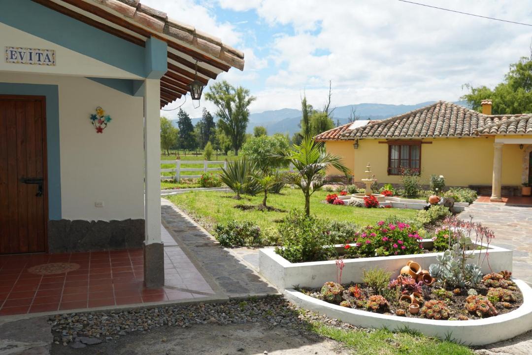 Photo of Others in Firavitoba