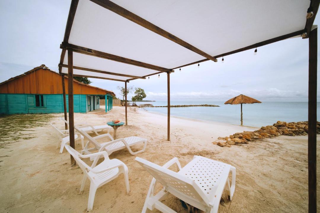 Photo of Others in Isla Tintipan