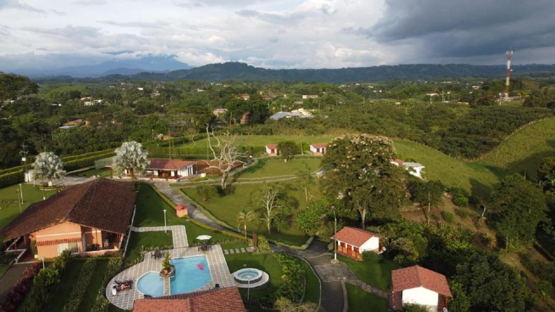 Photo of Others in Pereira