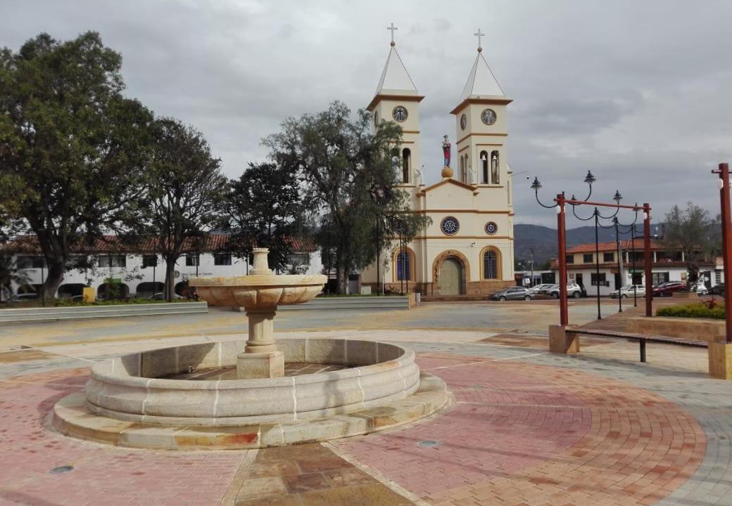 Photo of Others in Sutamarchan
