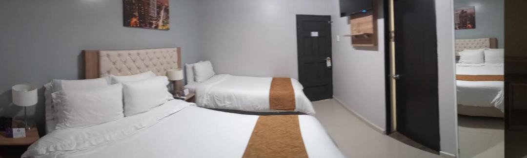 Photo of Others in El Prado