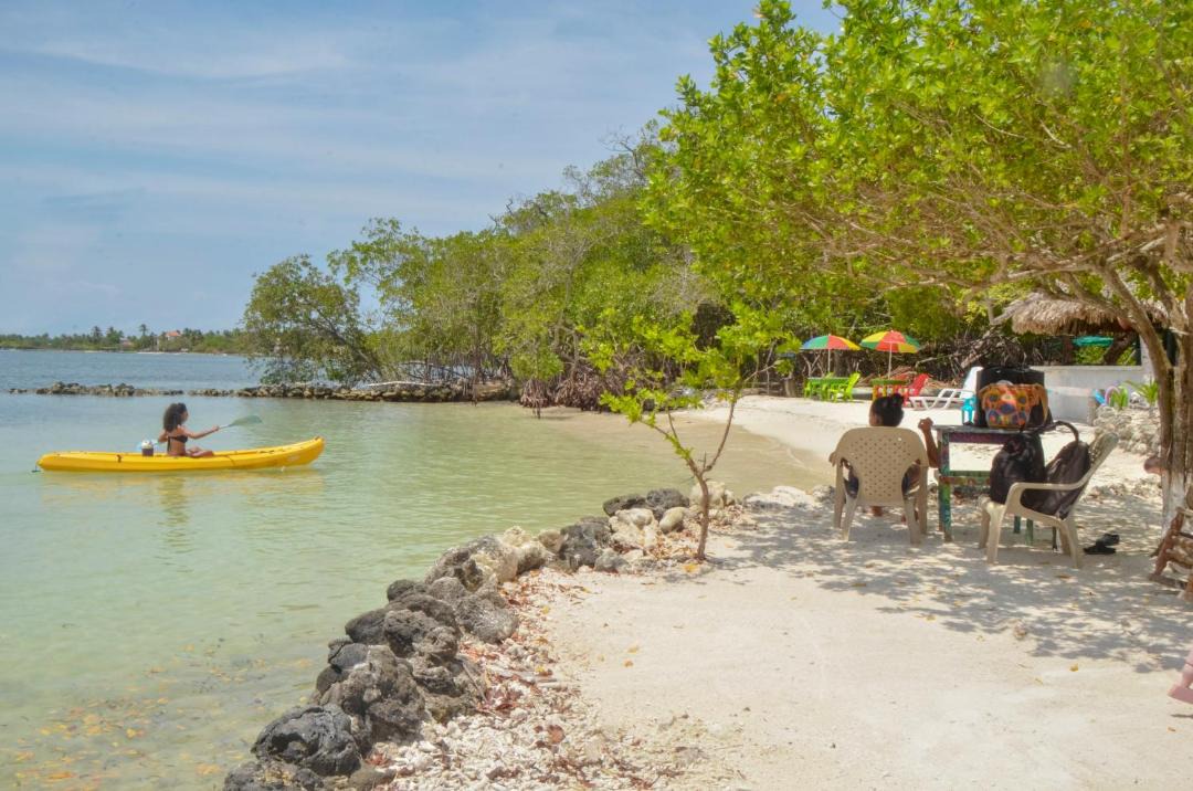 Photo of Others in Isla Tintipan
