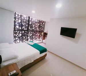 Apartahotel Montes 