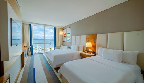Classic Room, 2 Queen Beds, City View