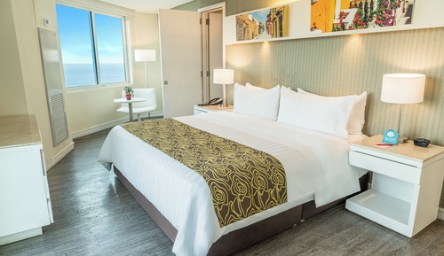 Business Suite, Sea View
