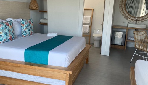 Deluxe Quadruple Room
