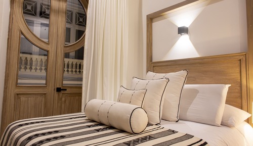 Classic Quadruple Room, City View