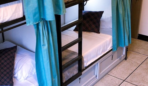 Executive Shared Dormitory