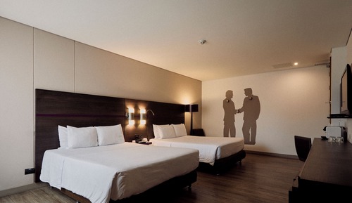 Standard Twin Room
