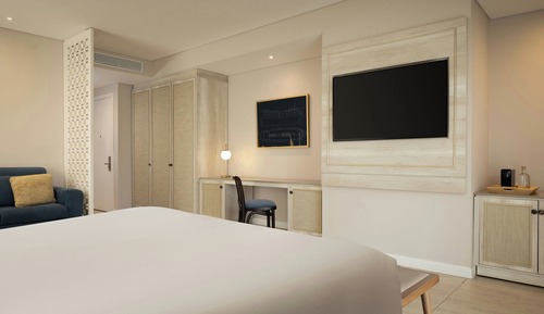Junior Suite, 1 King Bed with Sofa bed