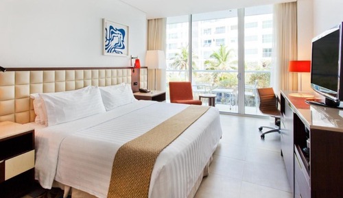 Standard Room, 1 King Bed, Garden View