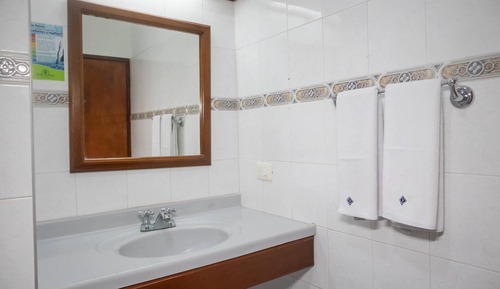 Standard Room, 3 Twin Beds, Non Smoking
