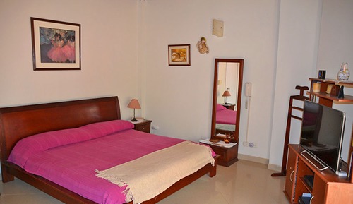 Premium House, 5 Bedrooms (18 people)