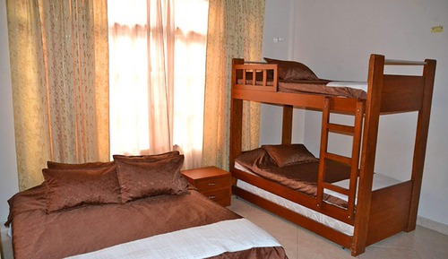 Family House, 2 Bedrooms (10 people)