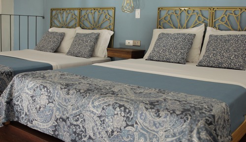 Comfort Duplex, Multiple Beds