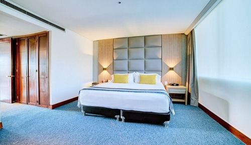 Presidential Room
