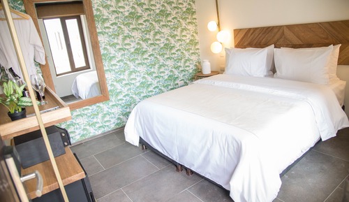 Room (Contemporanea)