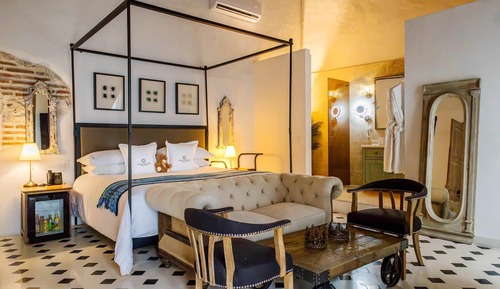 2 King Beds, 2 Bedroom Suite, Balcony