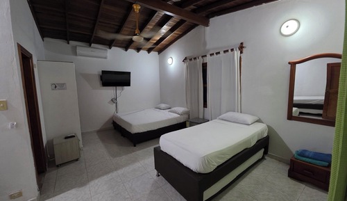 Family Room, Air conditioning