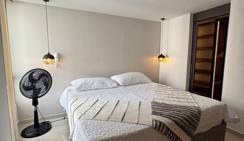 Apartment, 3 Bedrooms, Accessible, Smoking