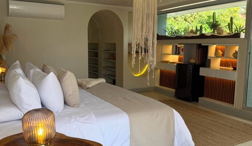 Superior Suite, Balcony, City View