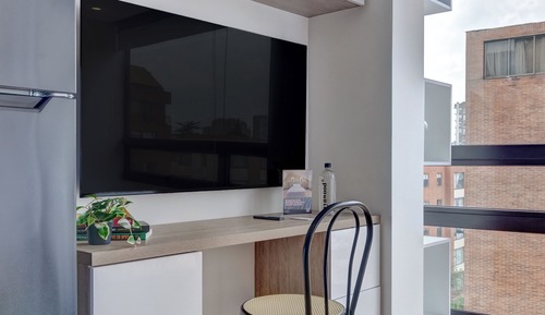 Loft (418)