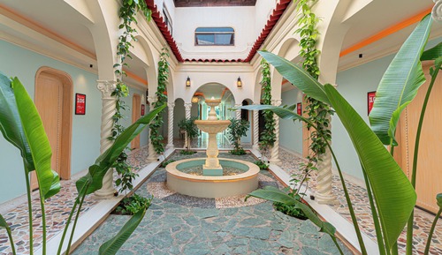 Deluxe Quadruple Room, Ensuite, Courtyard View