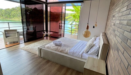 Luxury Cabin, Mountain View