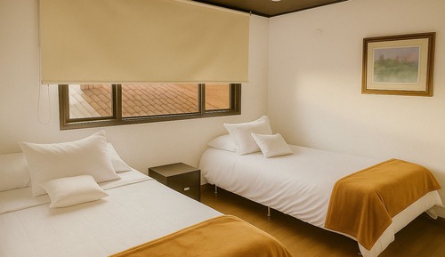 Comfort Room, City View