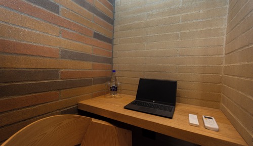 Deluxe Studio Suite