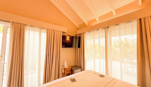 Deluxe Room, Garden View (Vista al jardin)