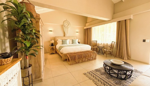 Superior Room, Garden View (Triple - Vista al Mar)